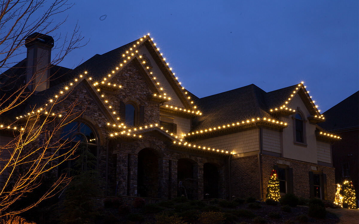Outdoor light installation
